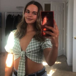 Meet your Posher, Chloe